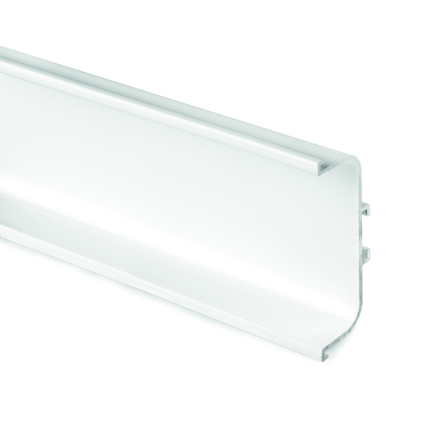 Profilo gola a “C”